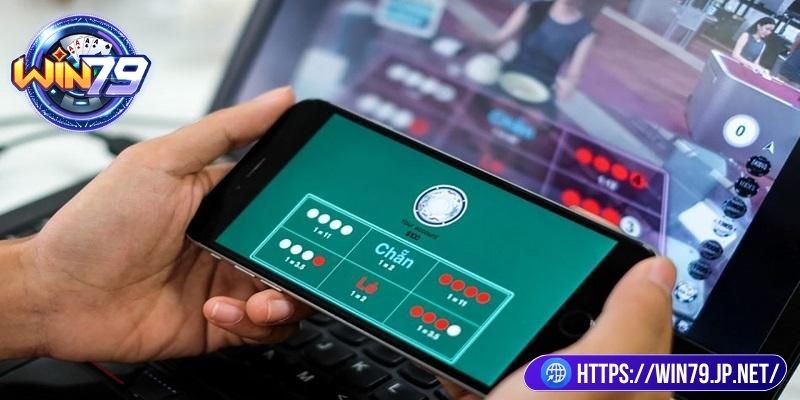 Xóc Đĩa Tôm Win79 – Luật Chơi Mới, Tỉ Lệ Ăn Thưởng Cao 1 Thông tin cơ bản về xóc đĩa tôm Win79